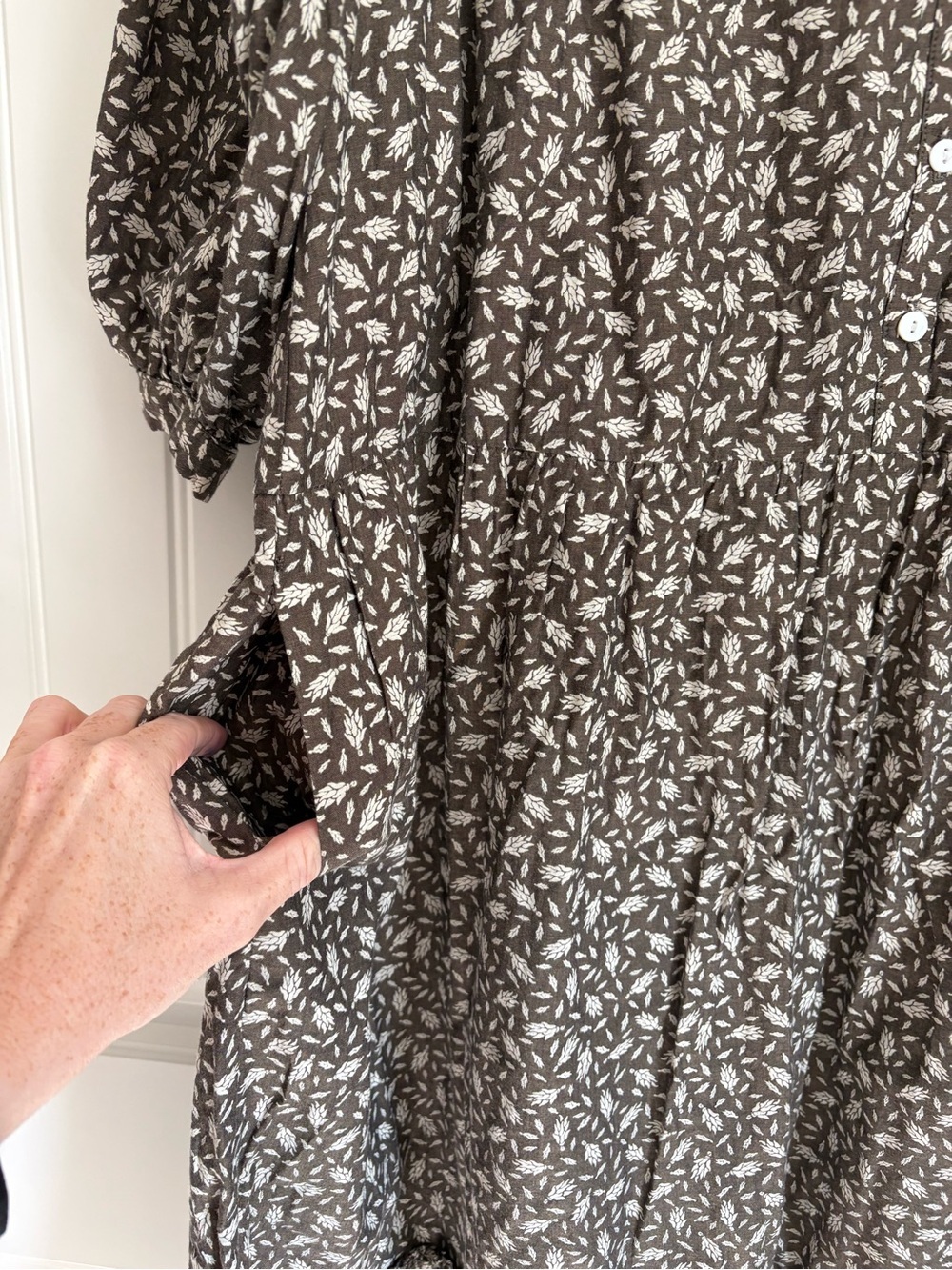 ESBY APPAREL PHILIPPA DRESS BASIL RISTRA Brown size Medium - Picture 5 of 9
